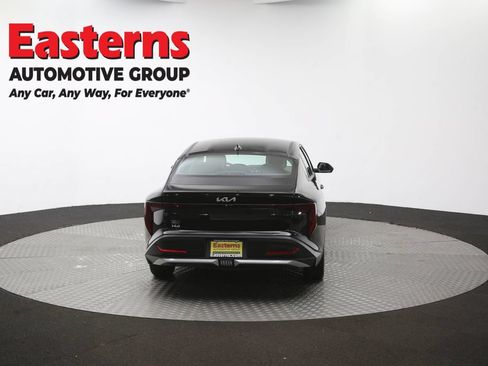 Used 2025 Kia K4 FWD image 36