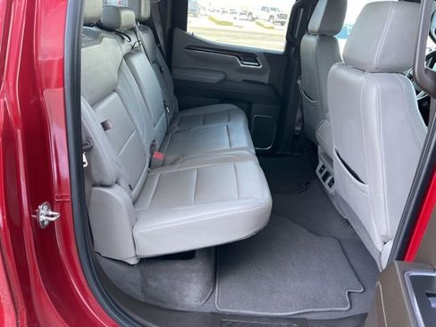 Used 2024 GMC Sierra 1500 SLT w/ X31 Off-Road Package image 17