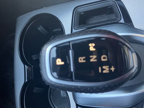 Used 2024 Alfa Romeo Giulia Ti w/ Performance Driving Package AWD/4WD image 29