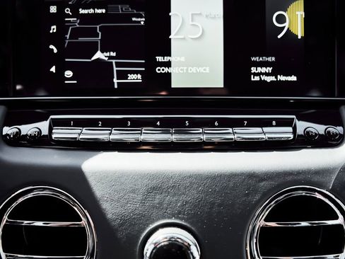 Used 2026 Rolls-Royce Cullinan image 67