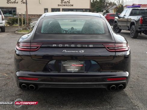 Used 2017 Porsche Panamera 4S image 6
