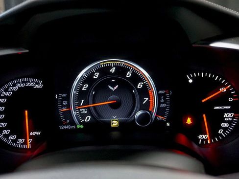 Used 2017 Chevrolet Corvette Z06 RWD image 33