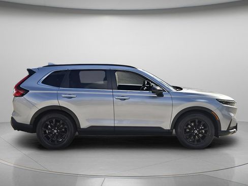 Used 2023 Honda CR-V Sport image 3