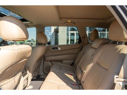 Used 2015 Nissan Pathfinder SL w/ SL Premium Package image 14