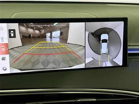 New 2026 Genesis GV70 2.5T Advanced AWD/4WD image 17