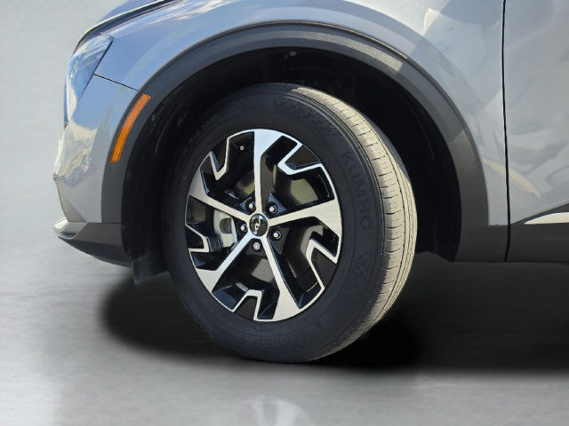 Used 2023 Kia Sportage EX FWD image 43