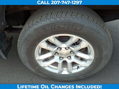 Used 2024 Chevrolet Silverado 1500 LT AWD/4WD image 9