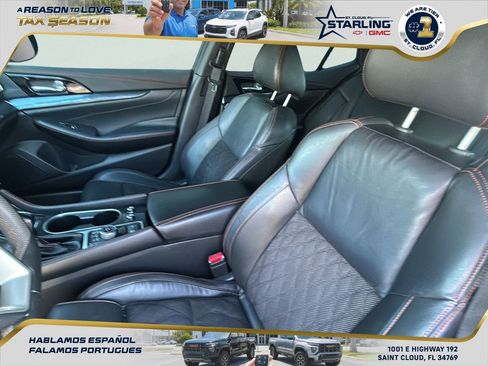 Used 2021 Nissan Maxima SR w/ Sport Mat Group image 13