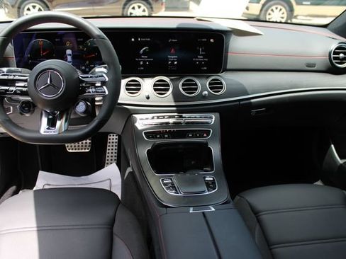 Used 2022 Mercedes-Benz E 53 AMG 4MATIC Sedan image 28