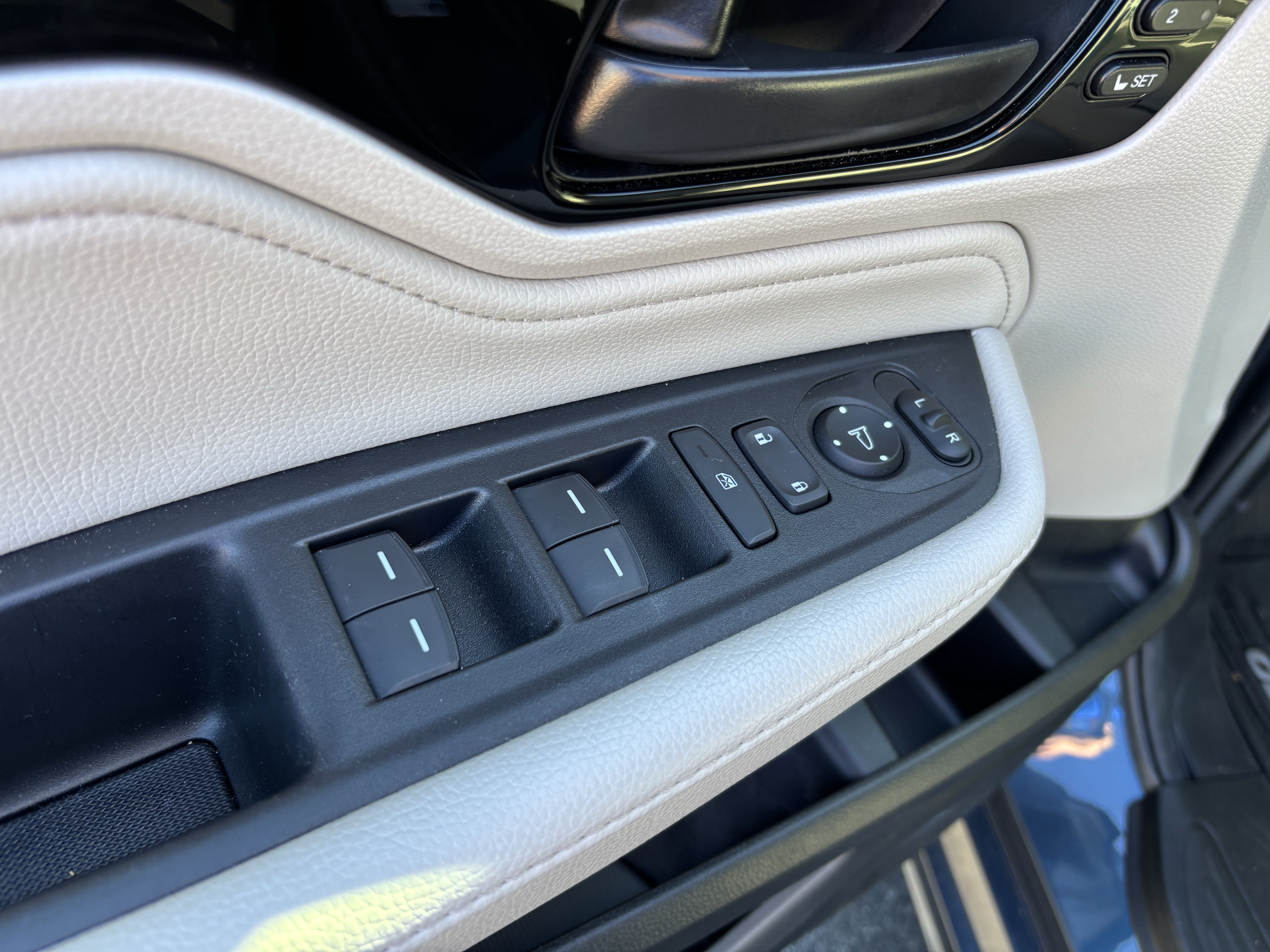Used 2025 Honda Odyssey Touring image 15