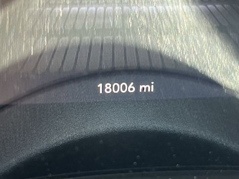 Used 2020 Dodge Challenger R/T w/ Plus Package image 23