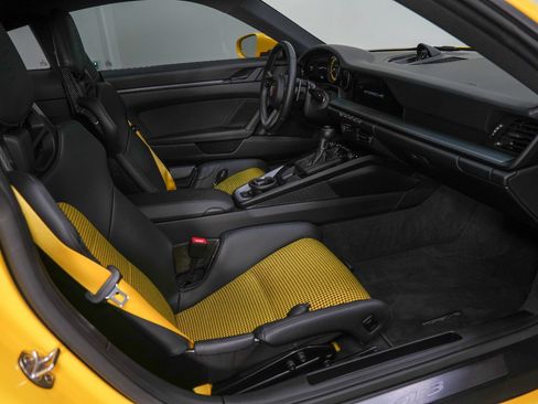 Used 2023 Porsche 911 GT3 w/ Chrono Package RWD image 2