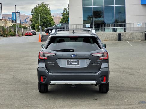 Used 2020 Subaru Outback Touring XT image 6