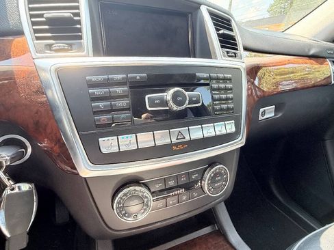 Used 2014 Mercedes-Benz GL 550 4MATIC image 72