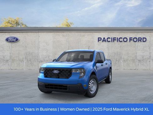 New 2025 Ford Maverick XL image 3
