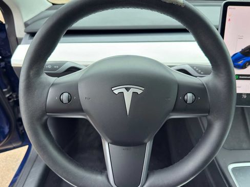 Used 2023 Tesla Model 3 Standard Range RWD image 12