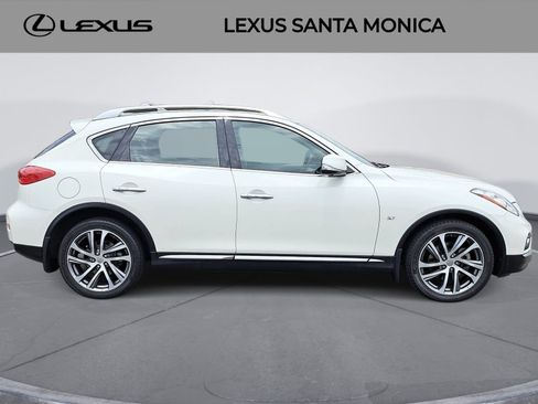 Used 2016 INFINITI QX50 2WD w/ Deluxe Touring Package image 4