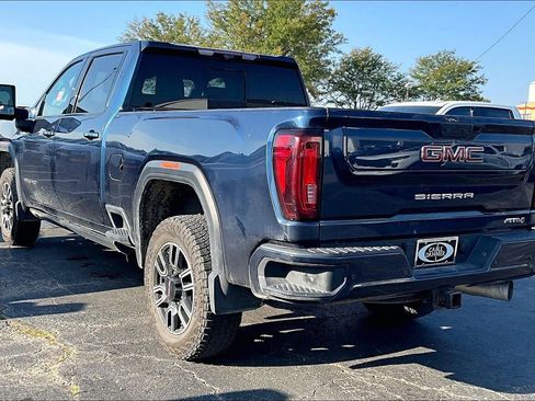 Used 2022 GMC Sierra 2500 AT4 w/ AT4 Premium Plus Package AWD/4WD image 5