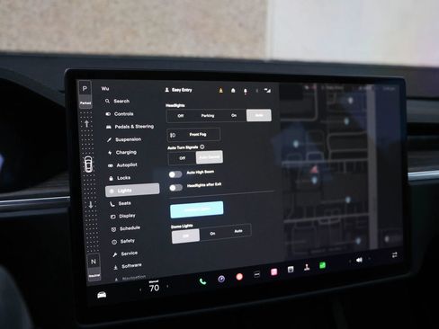 Used 2021 Tesla Model S Plaid image 40