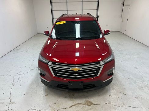 Used 2023 Chevrolet Traverse LT image 7