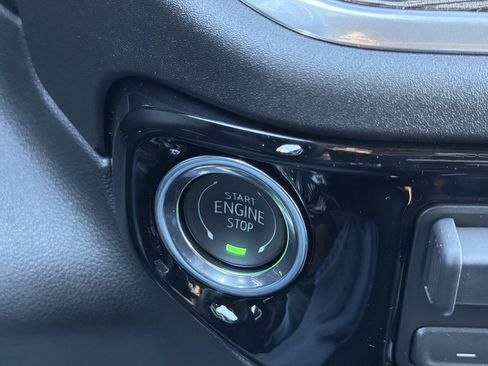 New 2026 Chevrolet Silverado 1500 RST w/ Convenience Package II AWD/4WD image 8
