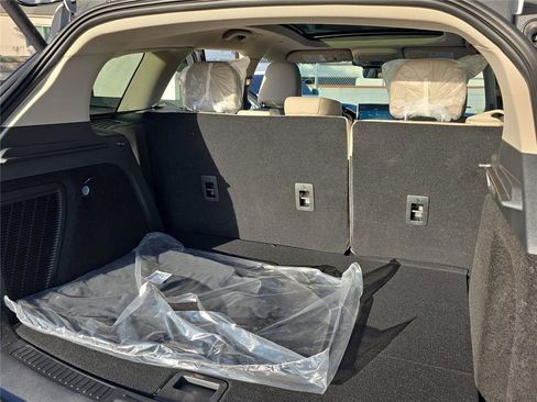 New 2026 Lincoln Corsair Reserve image 25