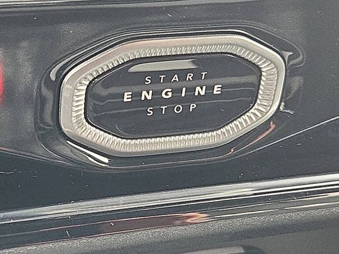 New 2026 Jeep Grand Cherokee L Limited image 18