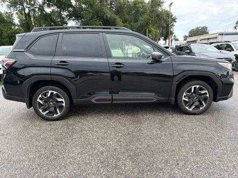 Used 2025 Subaru Forester Limited AWD/4WD image 4