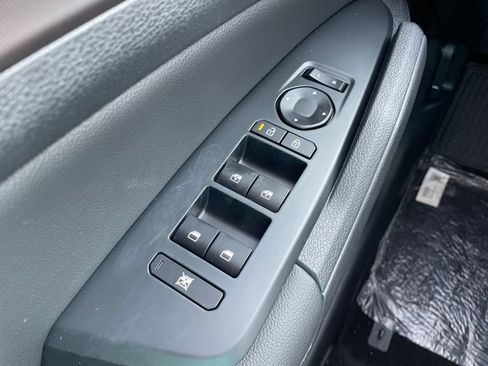 New 2026 Kia Sportage EX AWD/4WD image 24