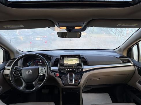 Used 2019 Honda Odyssey Elite image 17