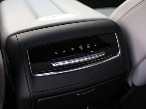 Used 2025 Cadillac Escalade V w/ LPO, ONYX Package AWD/4WD image 32