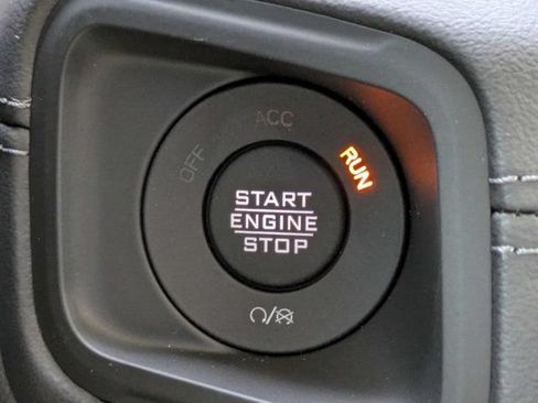 New 2026 Jeep Wrangler Unlimited Sahara AWD/4WD image 30