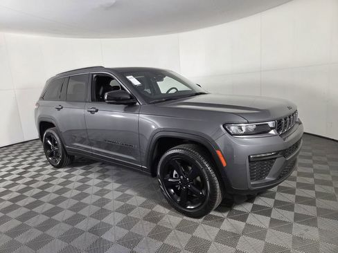 New 2026 Jeep Grand Cherokee Limited w/ Limited Altitude Package RWD image 2