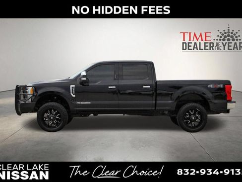 Used 2017 Ford F350 Lariat w/ Lariat Ultimate Package AWD/4WD image 4
