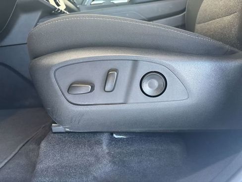 Certified 2025 GMC Acadia Elevation image 24