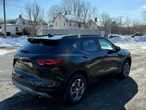 Used 2024 Chevrolet Blazer LT w/ Convenience Package AWD/4WD image 7