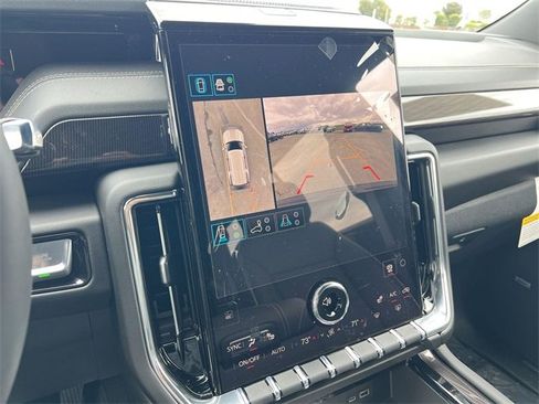 New 2026 GMC Yukon Elevation image 20