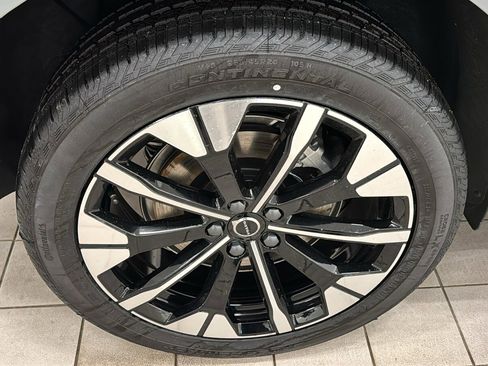 New 2026 Volvo XC60 T8 Plus w/ Protection Package Premier AWD/4WD image 31