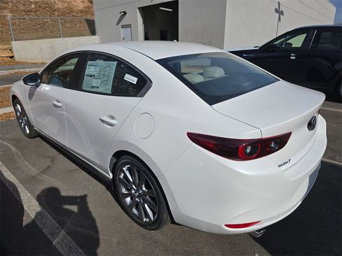 New 2026 MAZDA MAZDA3 2.5 S Sedan w/ Preferred Pkg image 3