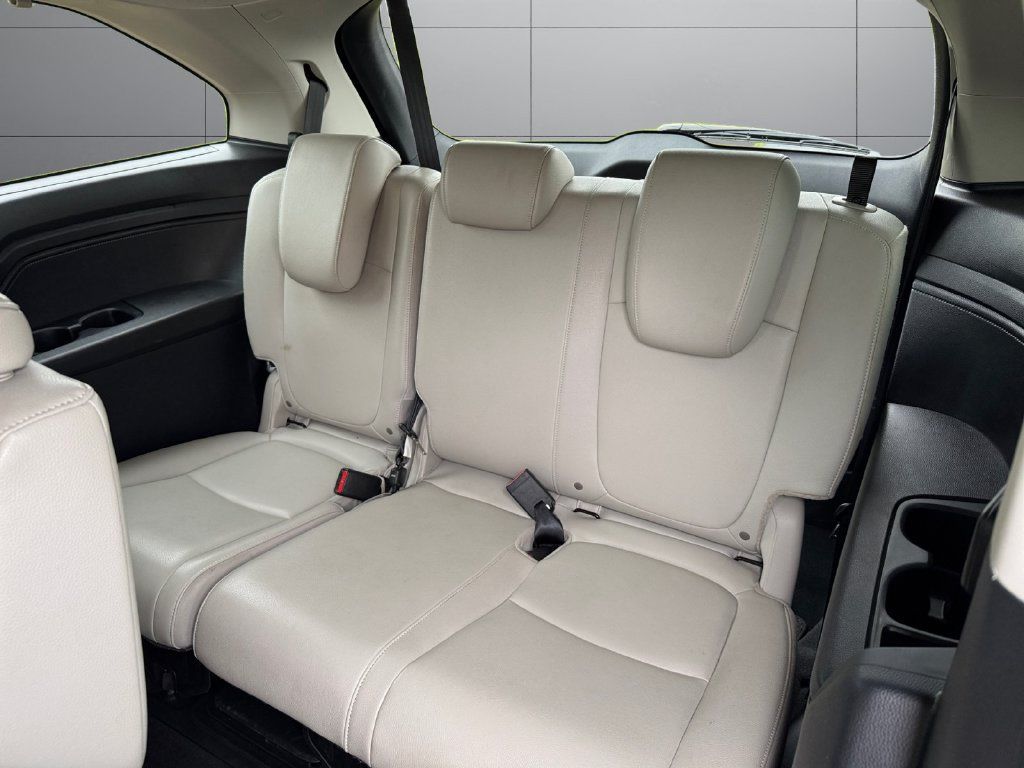 Used 2025 Honda Odyssey EX-L image 16
