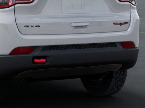 New 2026 Jeep Compass Trailhawk AWD/4WD image 13