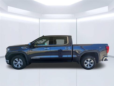 Used 2025 GMC Sierra 1500 SLT RWD image 9