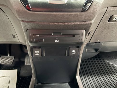 Used 2019 Honda Odyssey Elite image 29