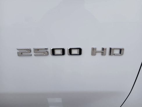 Used 2024 Chevrolet Silverado 2500 LT image 11