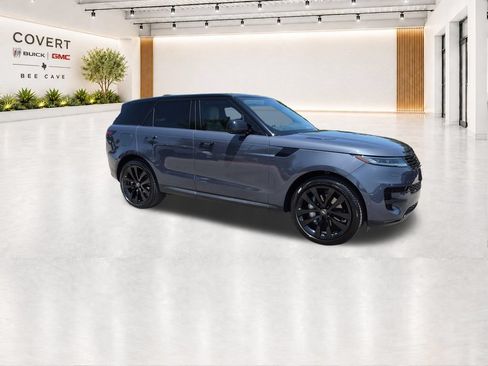 Used 2024 Land Rover Range Rover Sport SE AWD/4WD image 16