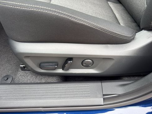 New 2026 Nissan Rogue SV AWD/4WD image 15