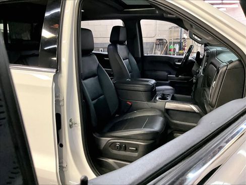 Used 2021 Chevrolet Silverado 1500 LTZ image 9