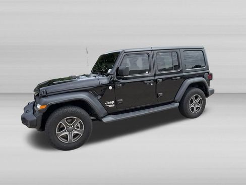 Used 2019 Jeep Wrangler Unlimited Sport S AWD/4WD image 10