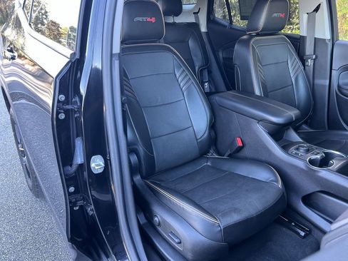 Used 2022 GMC Terrain AT4 w/ Infotainment Package II image 25