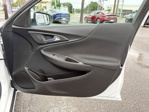 Used 2024 Chevrolet Malibu LT FWD image 14